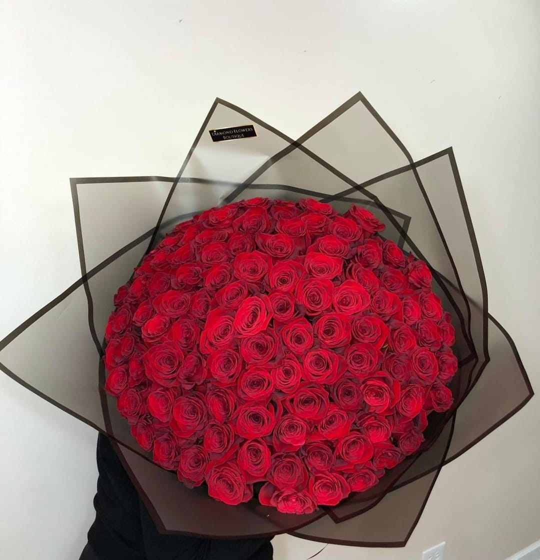 Signature Roses Bouquet (12/50/75/100)