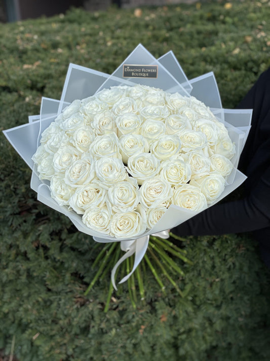 Signature 50 White Roses